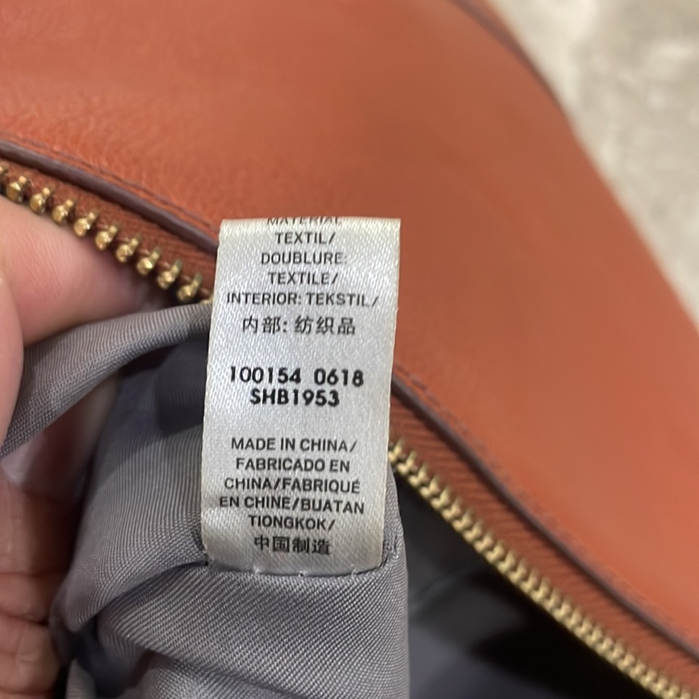 Fossil Crossbody Leather Bag - Picture 10 of 15